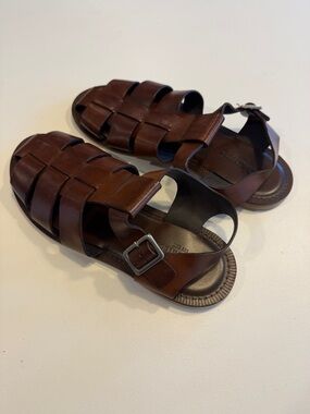 Todd Snyder Brown Leather Fisherman Sandals Sz 10.  Box38